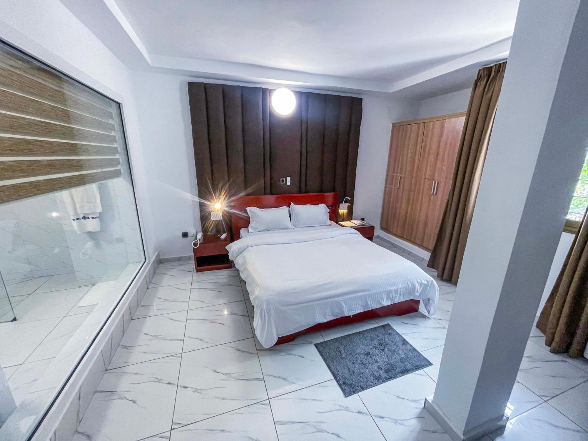 Hotel Le Vaisseau Abidjan Exteriör bild