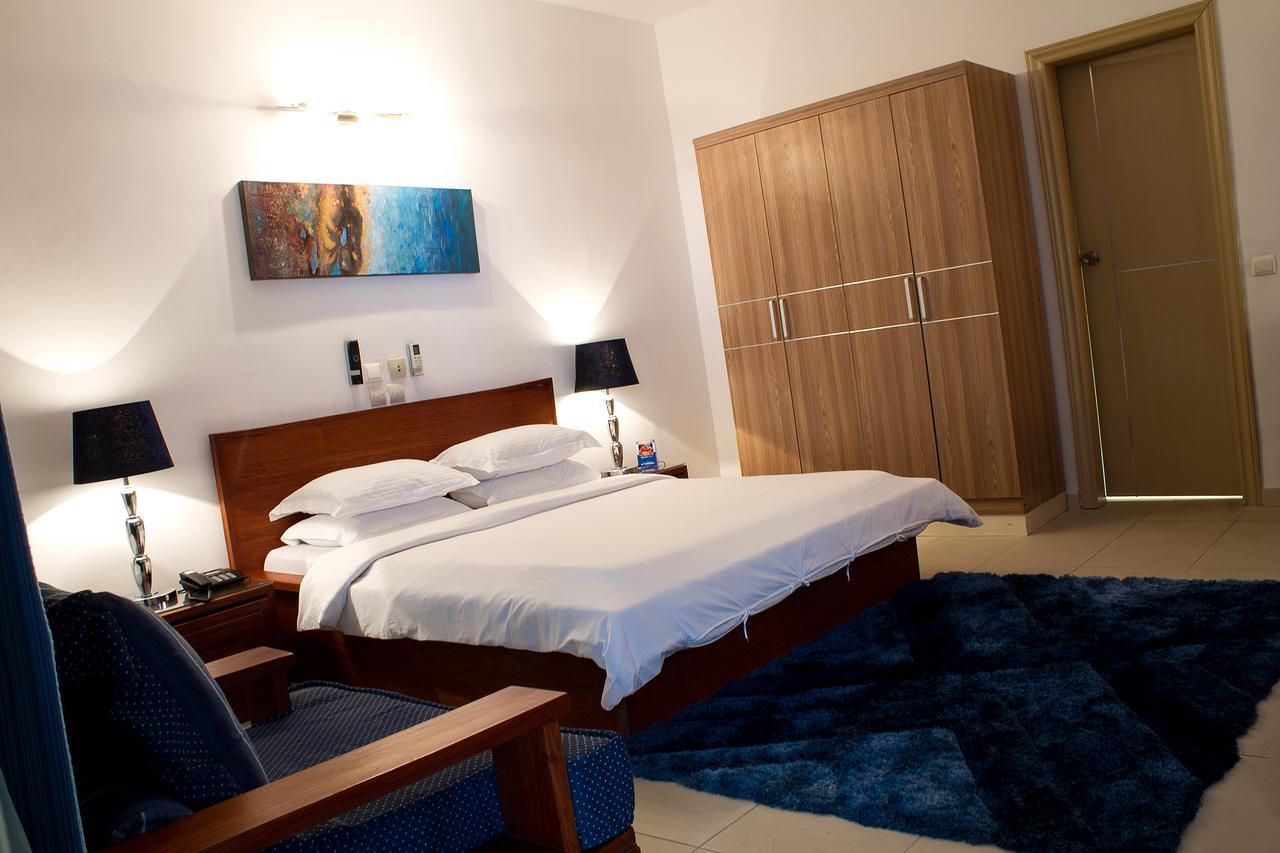Hotel Le Vaisseau Abidjan Exteriör bild